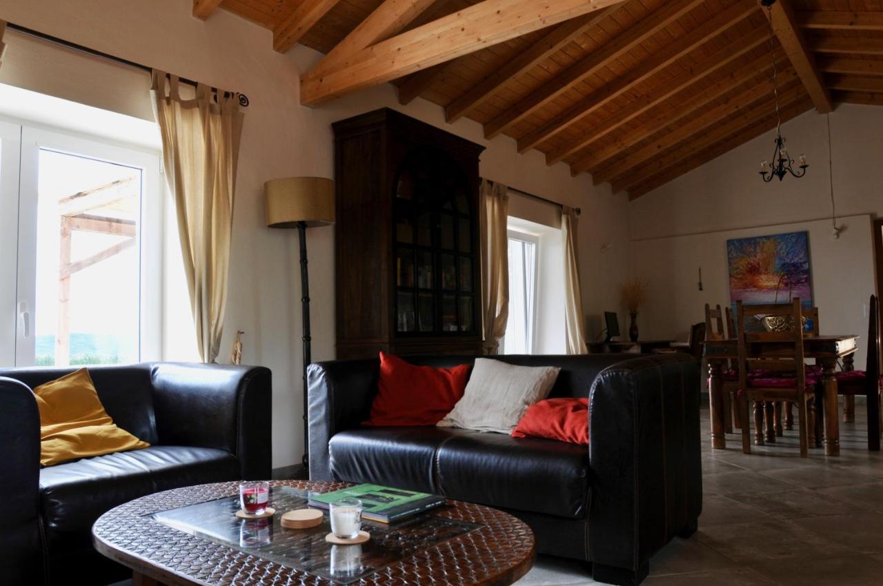 Cal Velho - Holiday Lodge Sao Luis Bagian luar foto