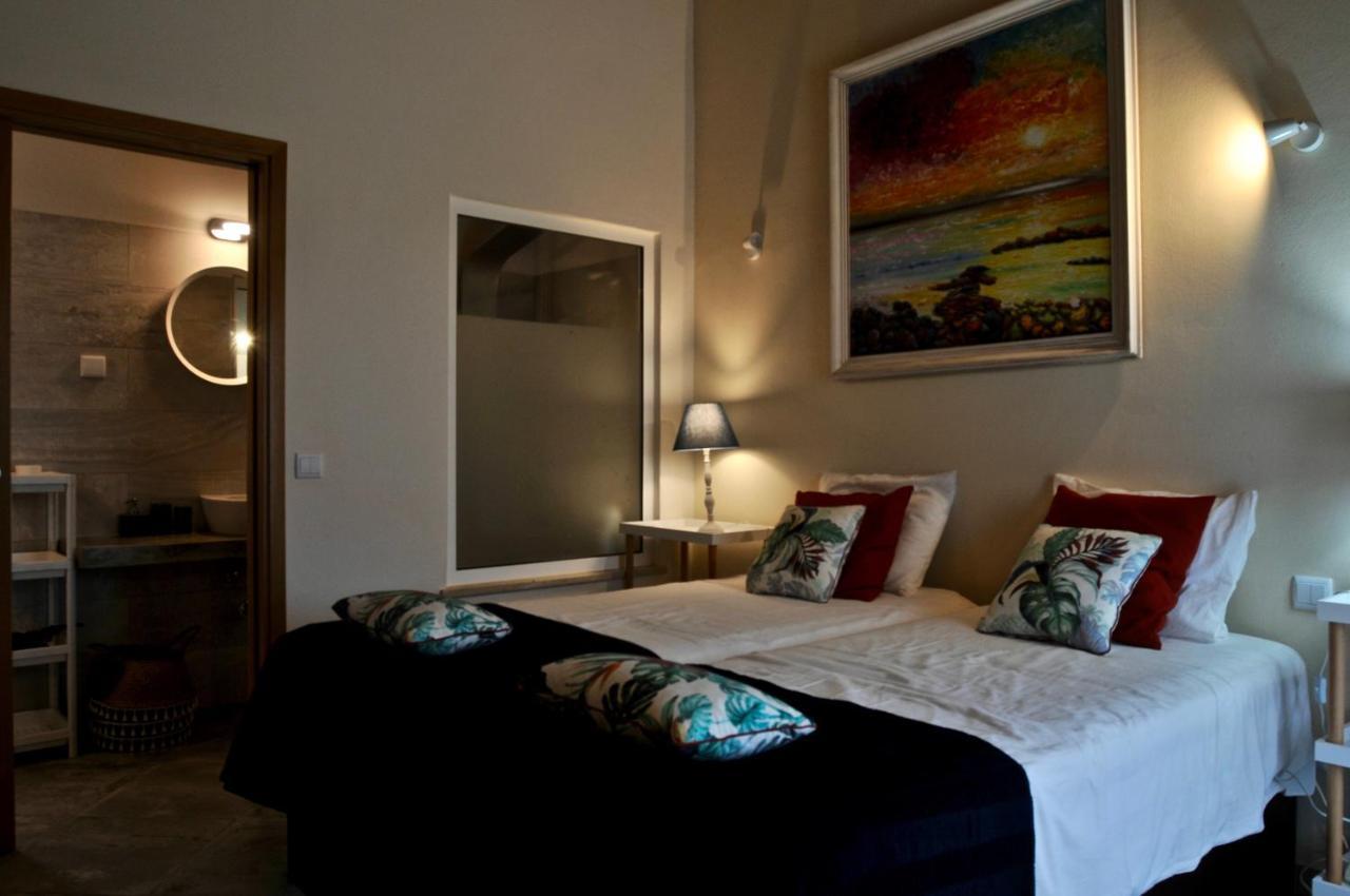Cal Velho - Holiday Lodge Sao Luis Bagian luar foto